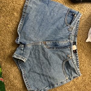 vintage it.Jeans shorts. So cute! Loved them but now to small.